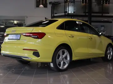 Audi A3 Lim. 1.0 TFSI S tronic advanced S-LINE