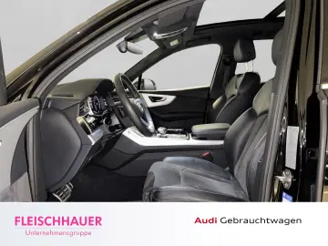 AUDI Q7 S line 55 TFSI quattro LED PANO ACC RFK NAVI
