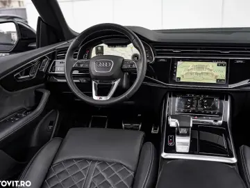 Audi Q8 SUV TFSI quattro 250 kW tiptronic S line business