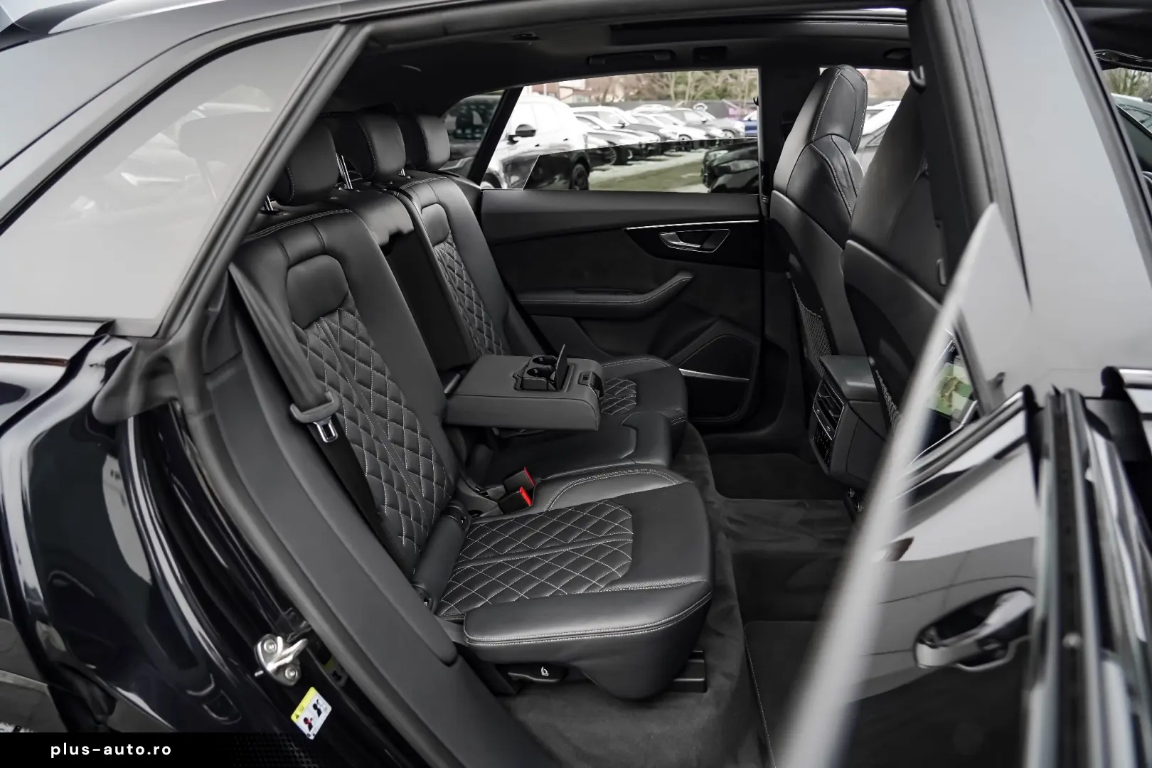 Audi Q8 SUV TFSI quattro 250 kW tiptronic S line business