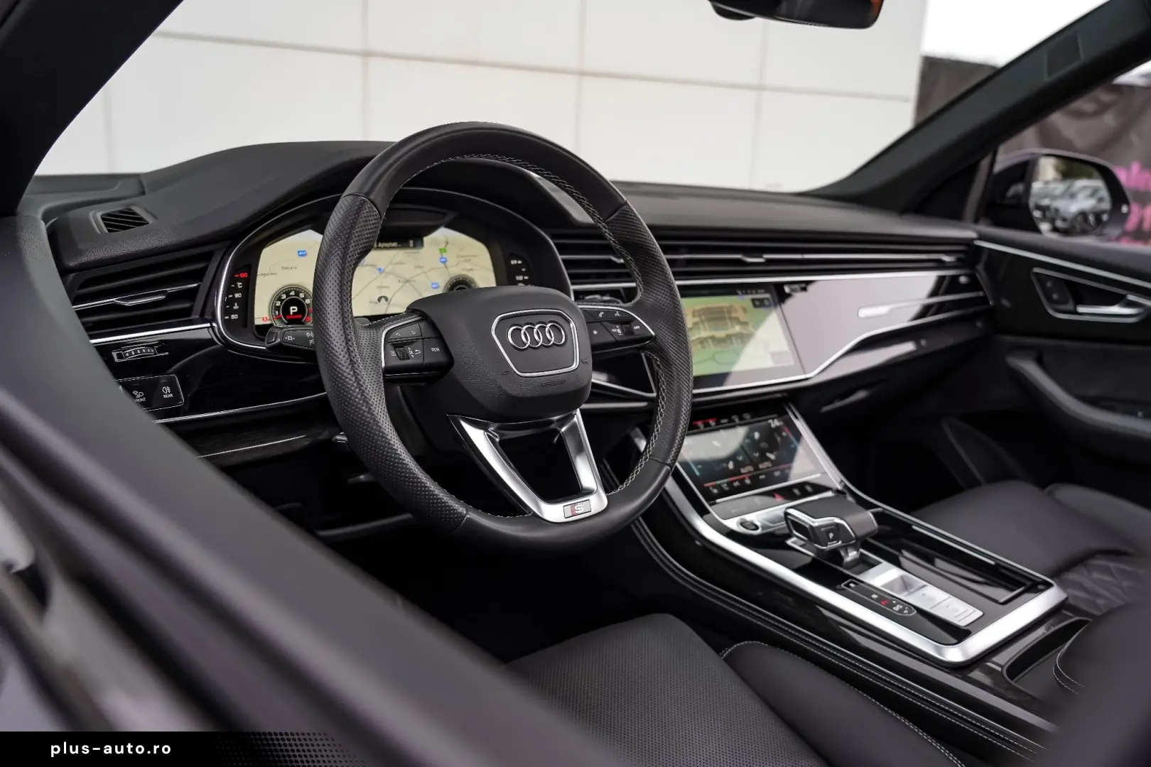 Audi Q8 SUV TFSI quattro 250 kW tiptronic S line business