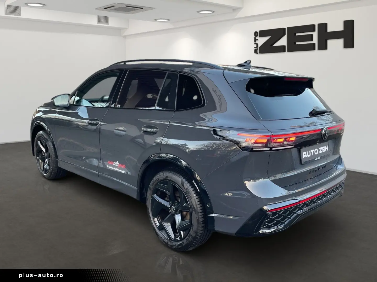 VW Tiguan R-Line AHK Kamera Navi Black Style Sitzh