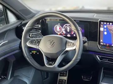 VW Tiguan R-Line AHK Kamera Navi Black Style Sitzh