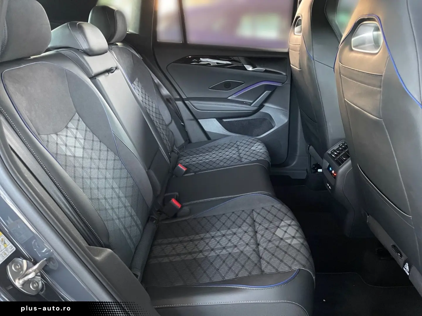 VW Tiguan R-Line AHK Kamera Navi Black Style Sitzh