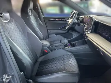 VW Tiguan R-Line AHK Kamera Navi Black Style Sitzh