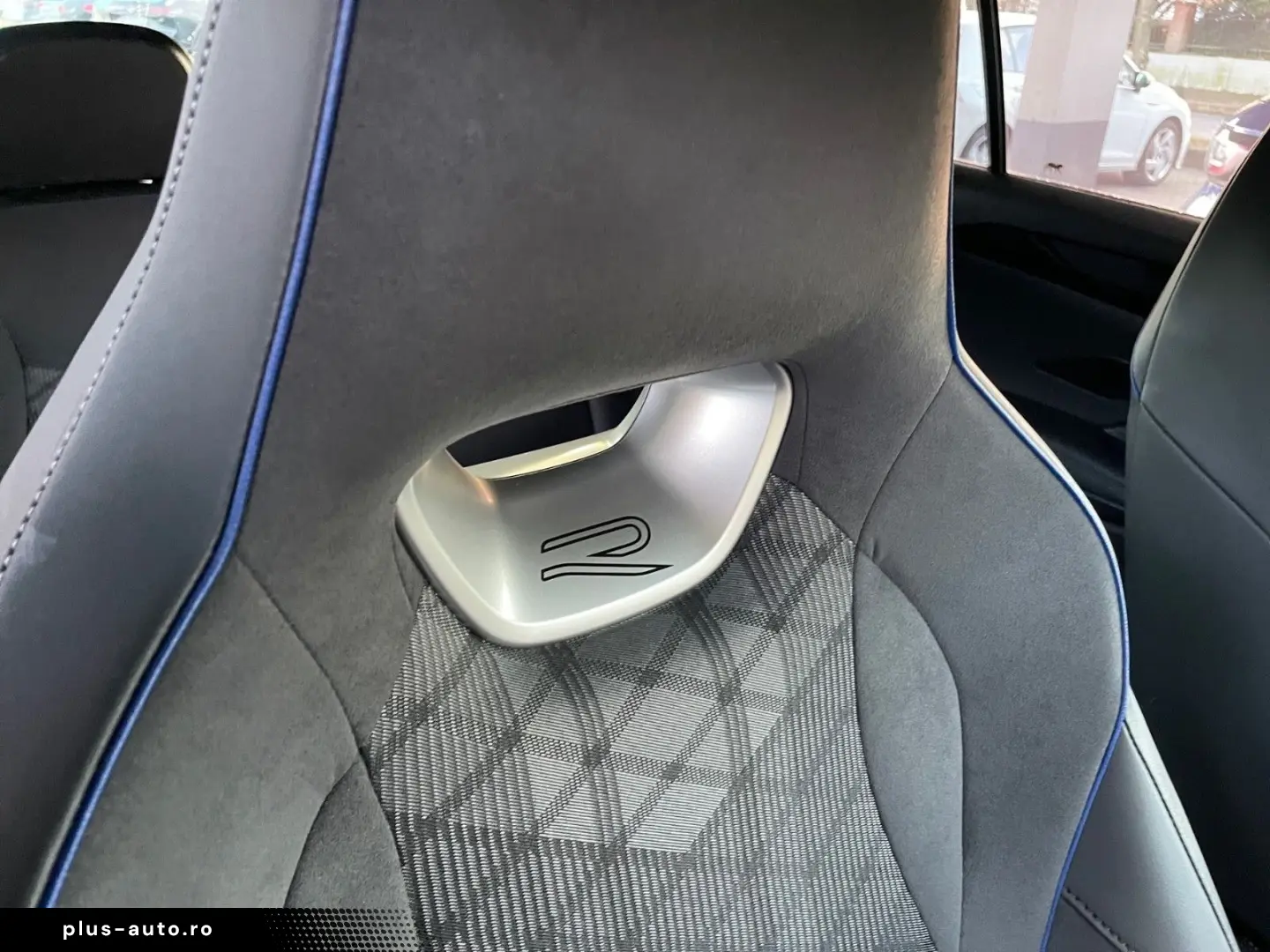 VW Tiguan R-Line AHK Kamera Navi Black Style Sitzh