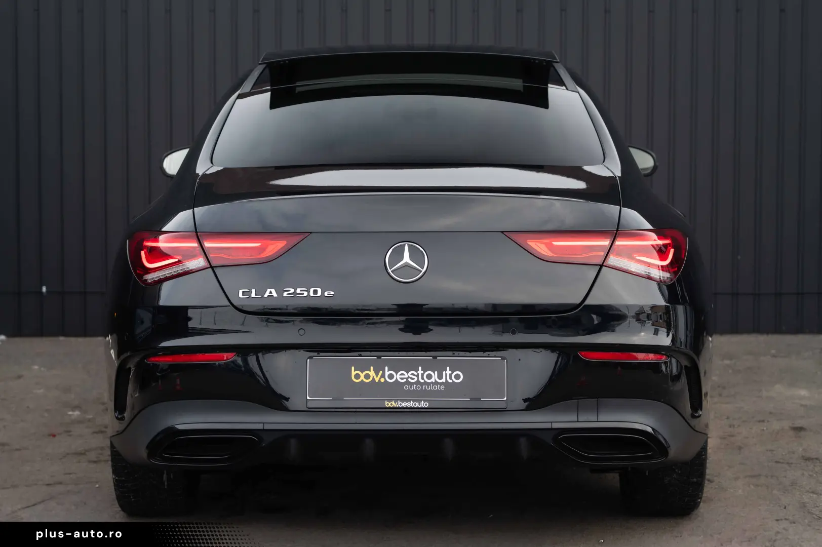 Mercedes-Benz CLA 250 e 8G-DCT AMG Line