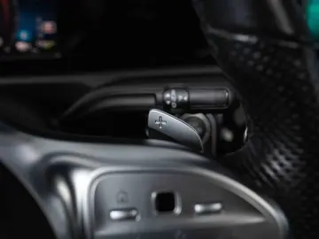 Mercedes-Benz CLA 250 e 8G-DCT AMG Line