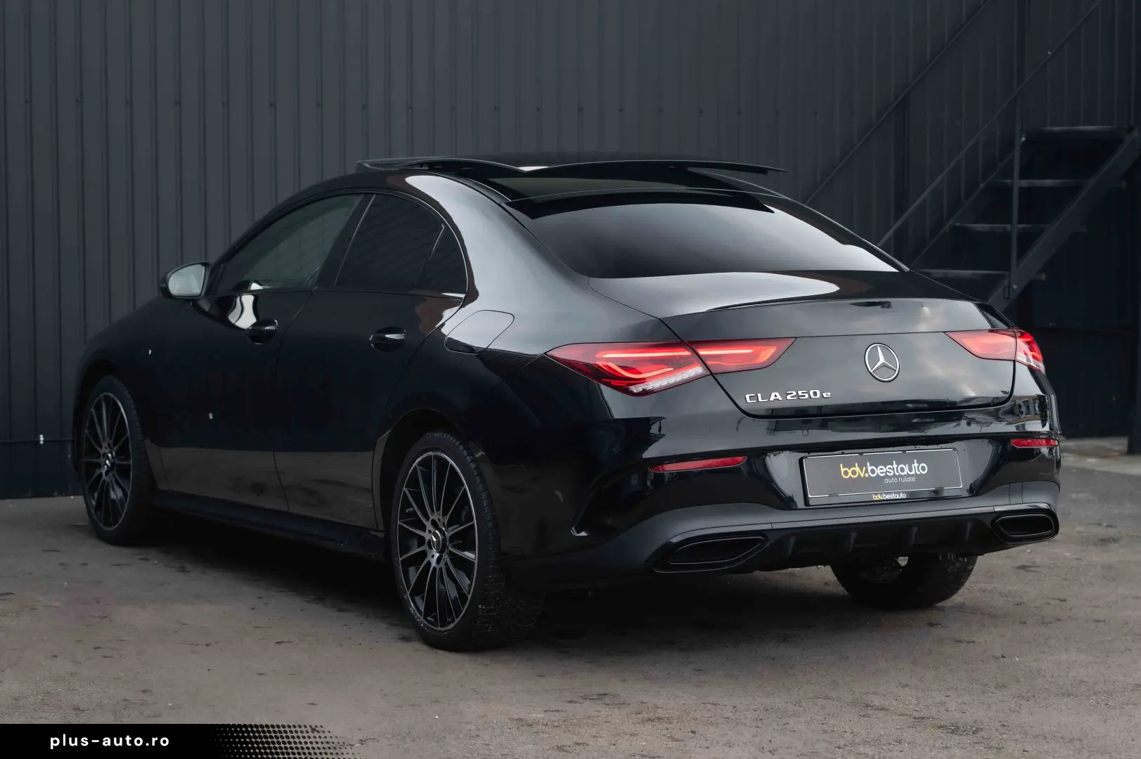 Mercedes-Benz CLA 250 e 8G-DCT AMG Line