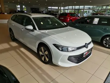 VW Passat Variant 1.5 TSI DSG