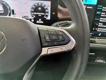 VW Passat Variant 1.5 TSI DSG