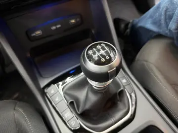 Hyundai Tucson 1.6 l 150 CP 2WD 6MT Style