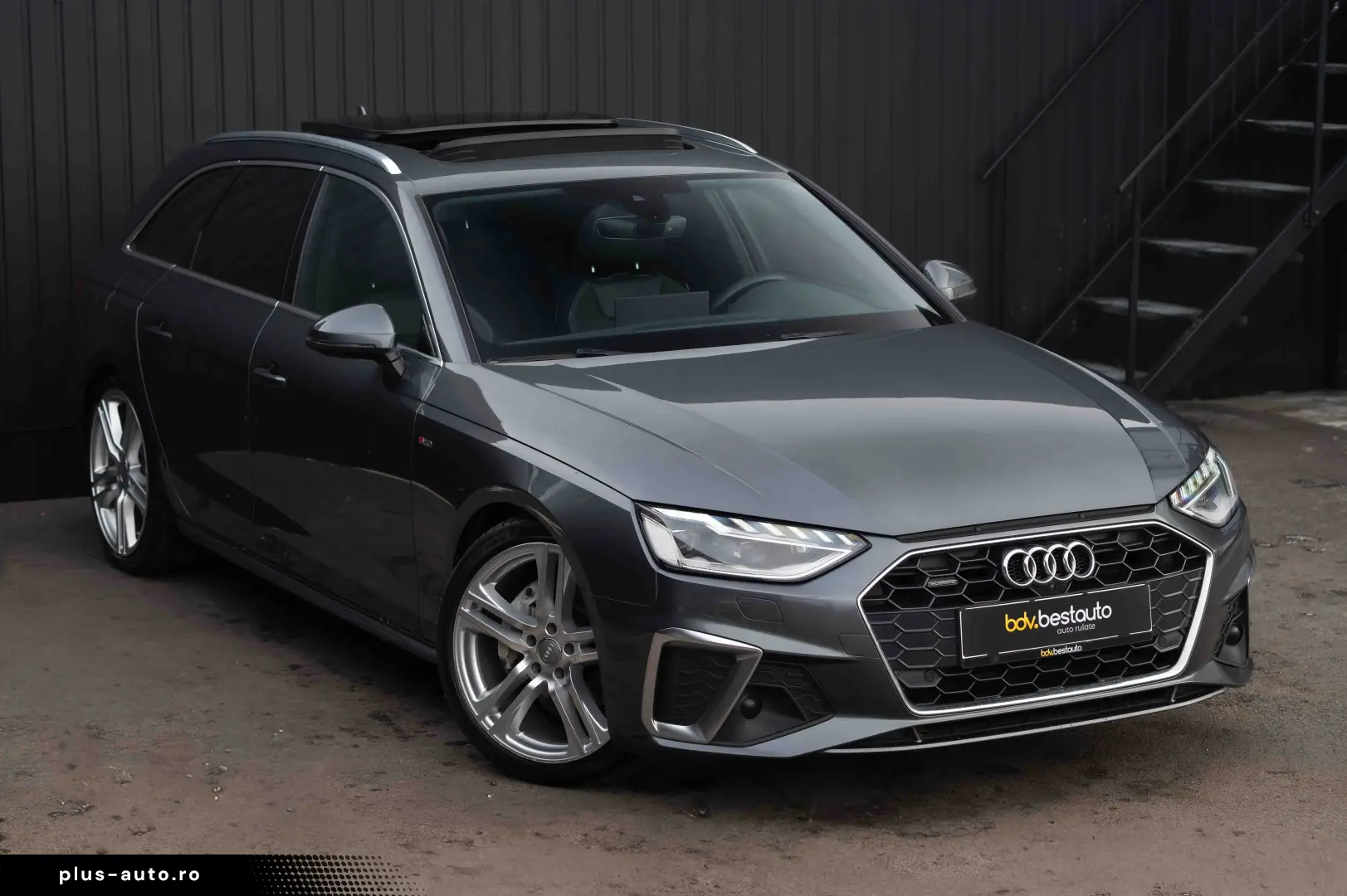Audi A4 40 TDI Avant quattro S tronic S line