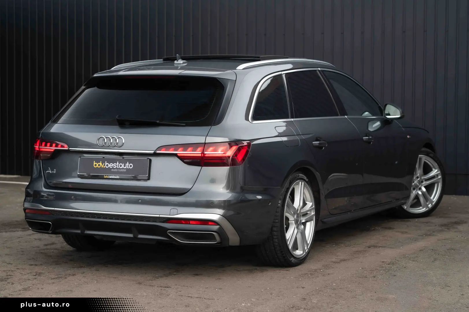 Audi A4 40 TDI Avant quattro S tronic S line