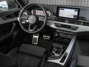 Audi A4 40 TDI Avant quattro S tronic S line