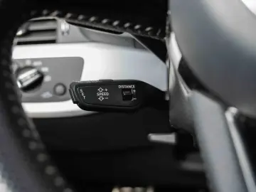 Audi A4 40 TDI Avant quattro S tronic S line