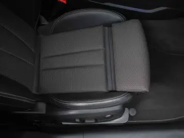 Audi A4 40 TDI Avant quattro S tronic S line