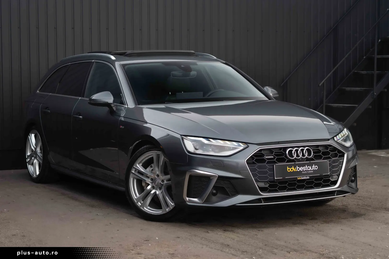 Audi A4 40 TDI Avant quattro S tronic S line