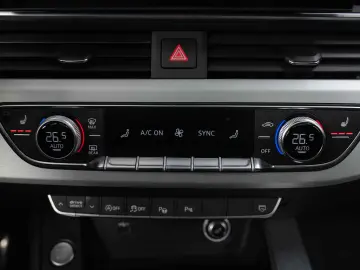 Audi A4 40 TDI Avant quattro S tronic S line