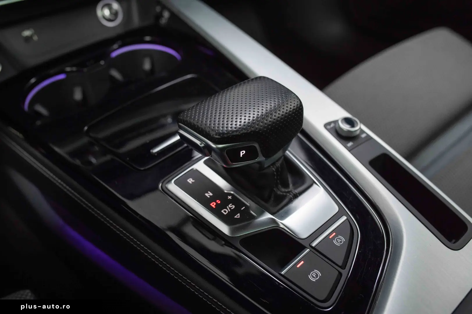 Audi A4 40 TDI Avant quattro S tronic S line