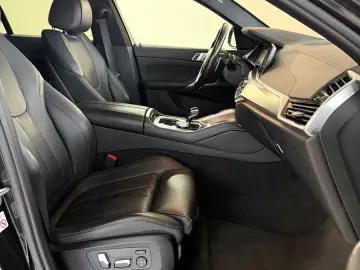 BMW X6 xDrive 30d ACC Headup Laser VCockpit Facelift