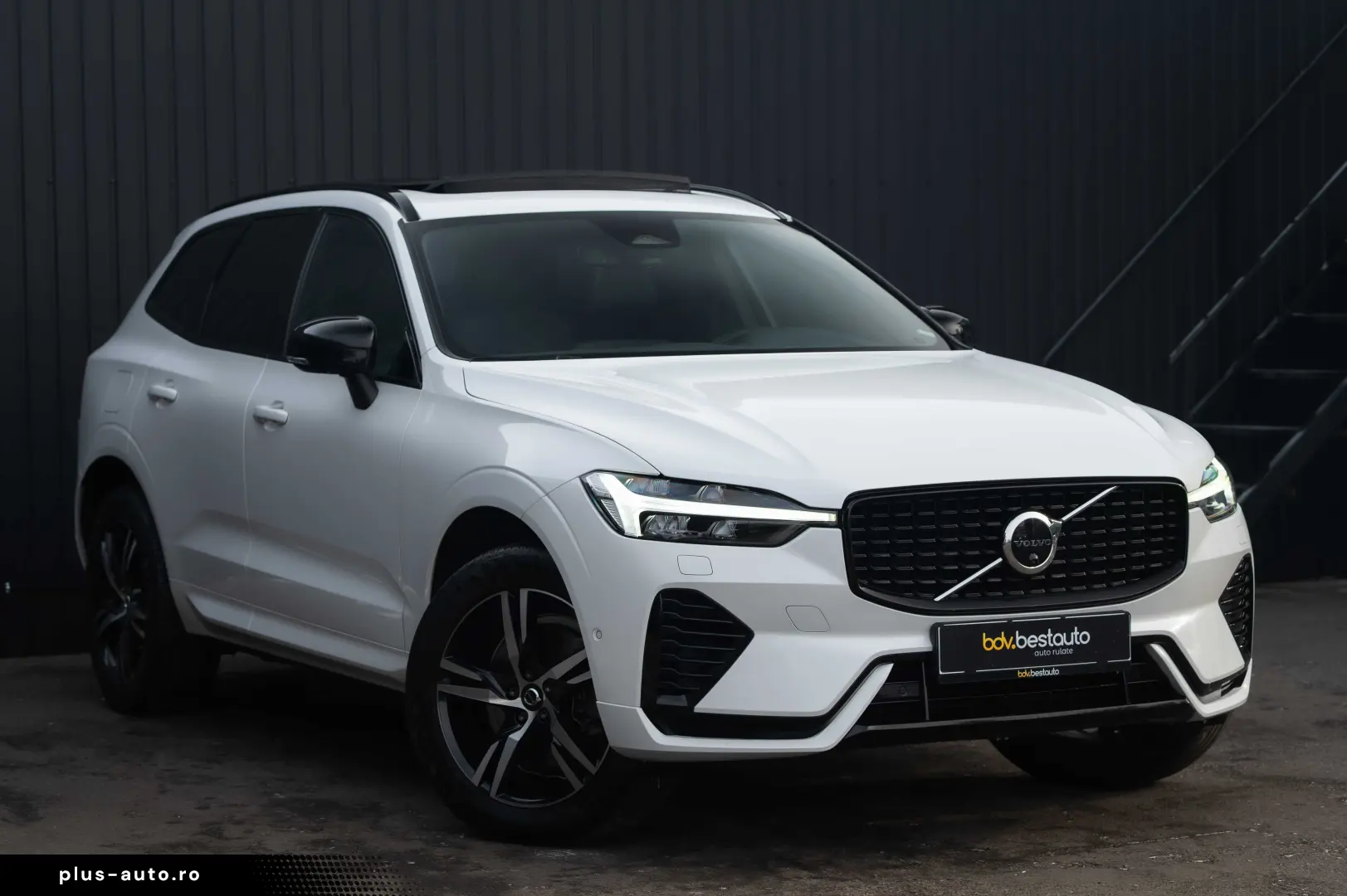 Volvo XC 60 T6 AWD Recharge Geartronic RDesign
