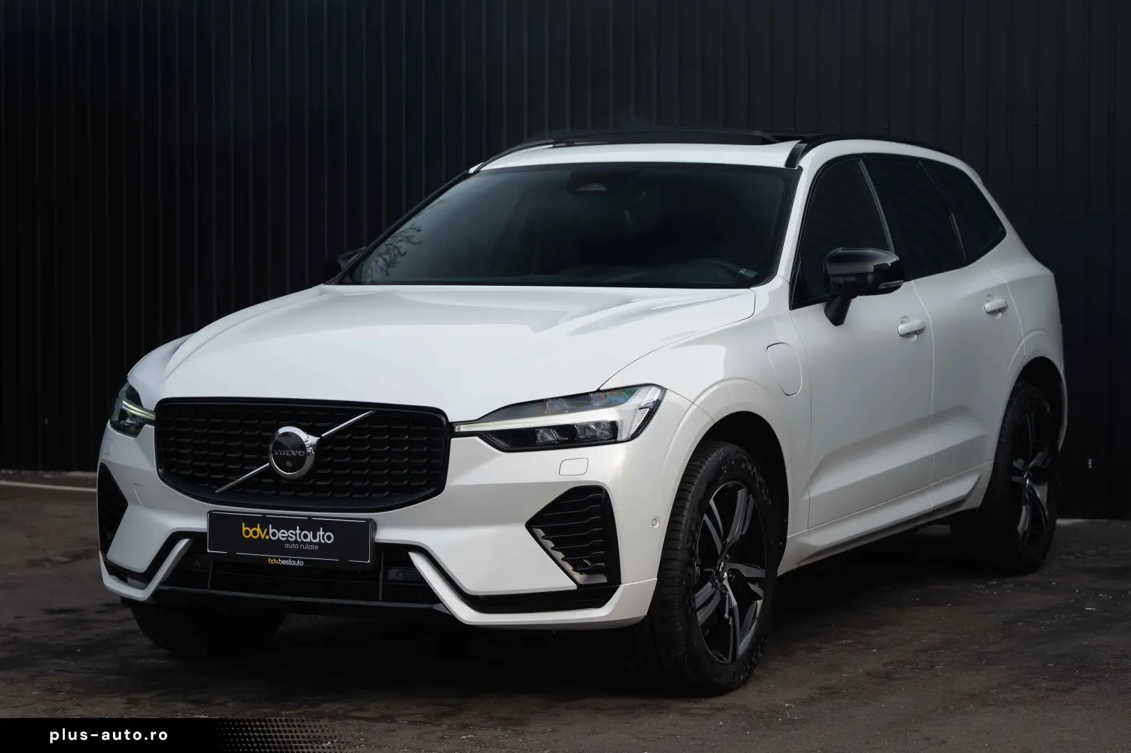 Volvo XC 60 T6 AWD Recharge Geartronic RDesign