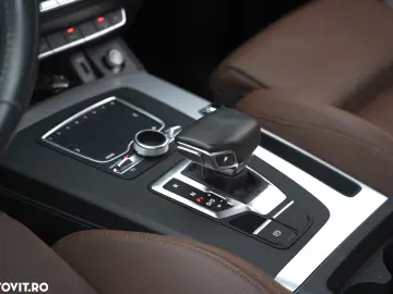 Audi Q5 55 TFSI e quattro S tronic