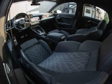 Audi A3 Sedan 35 TFSI MHEV S tronic S Line