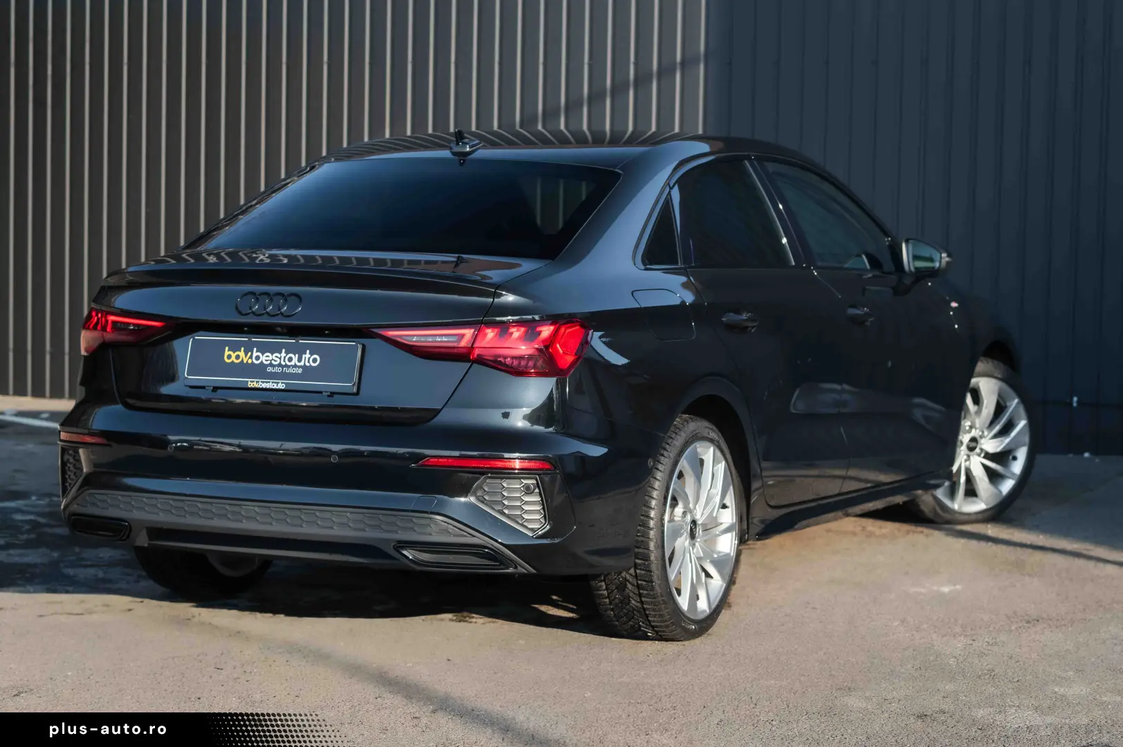 Audi A3 Sedan 35 TFSI MHEV S tronic S Line