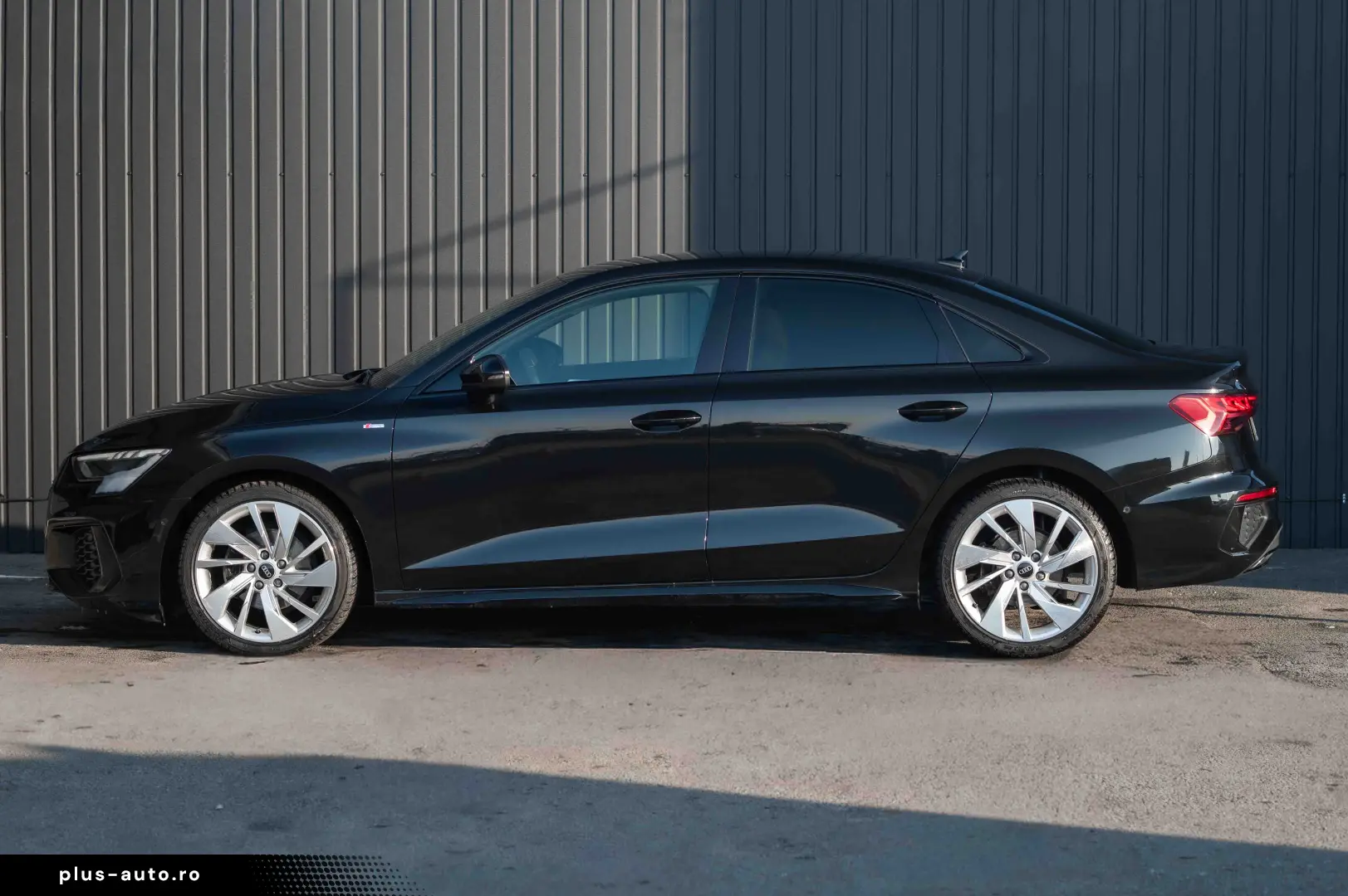 Audi A3 Sedan 35 TFSI MHEV S tronic S Line