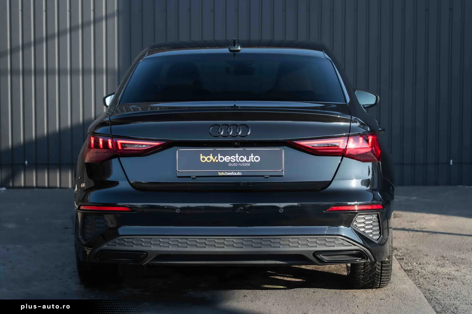 Audi A3 Sedan 35 TFSI MHEV S tronic S Line