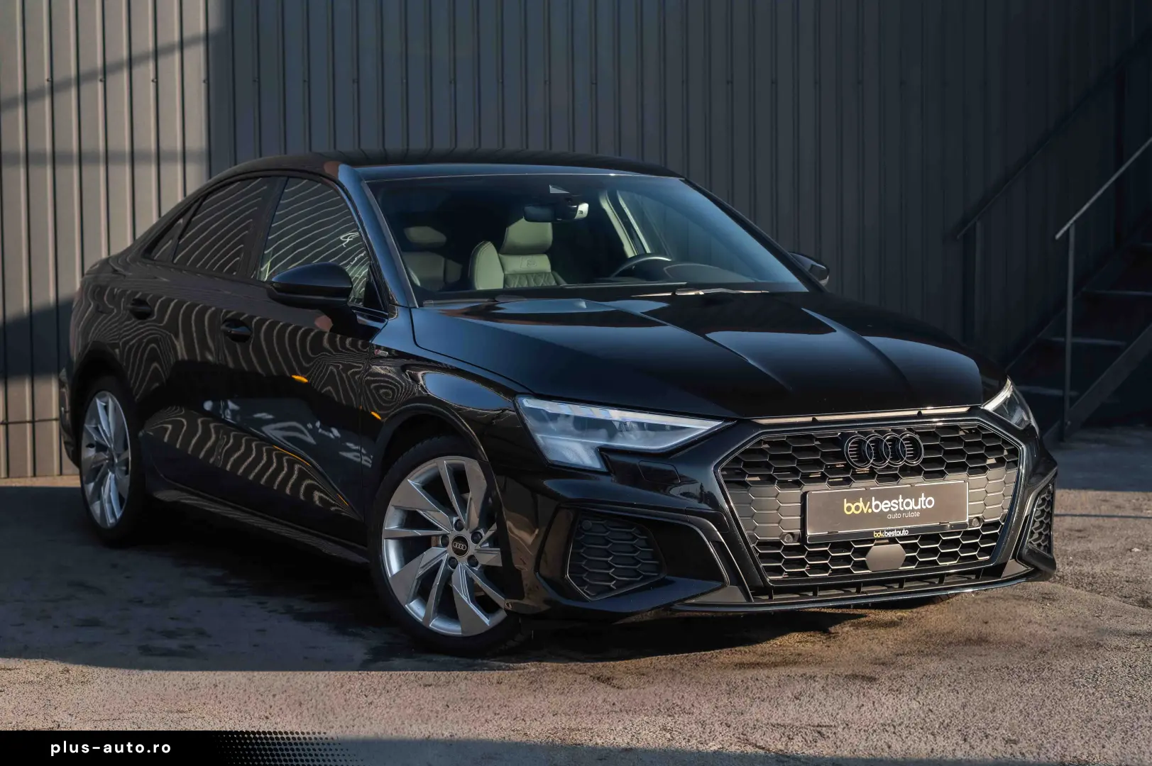 Audi A3 Sedan 35 TFSI MHEV S tronic S Line