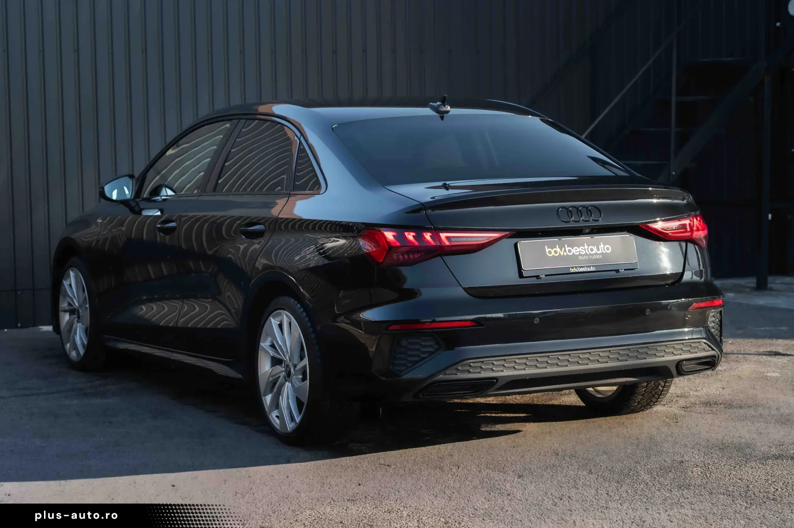 Audi A3 Sedan 35 TFSI MHEV S tronic S Line