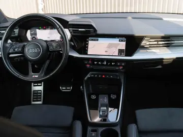 Audi A3 Sedan 35 TFSI MHEV S tronic S Line