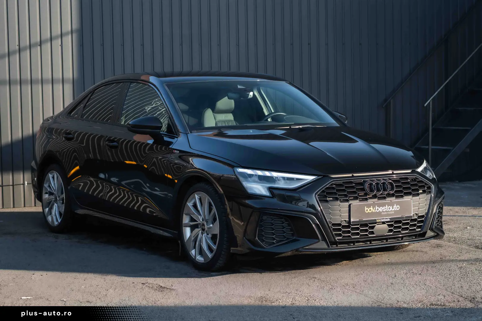 Audi A3 Sedan 35 TFSI MHEV S tronic S Line