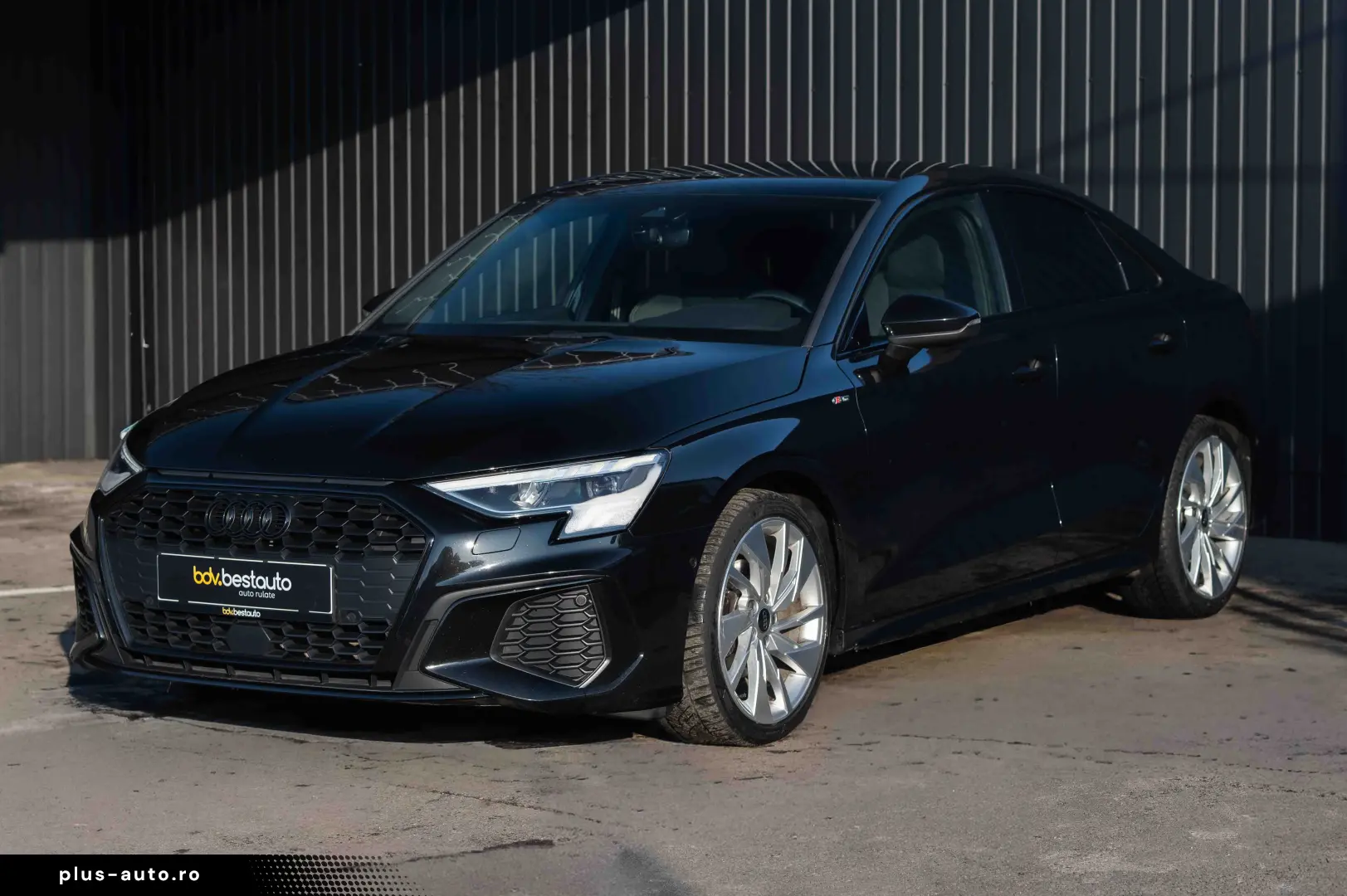 Audi A3 Sedan 35 TFSI MHEV S tronic S Line