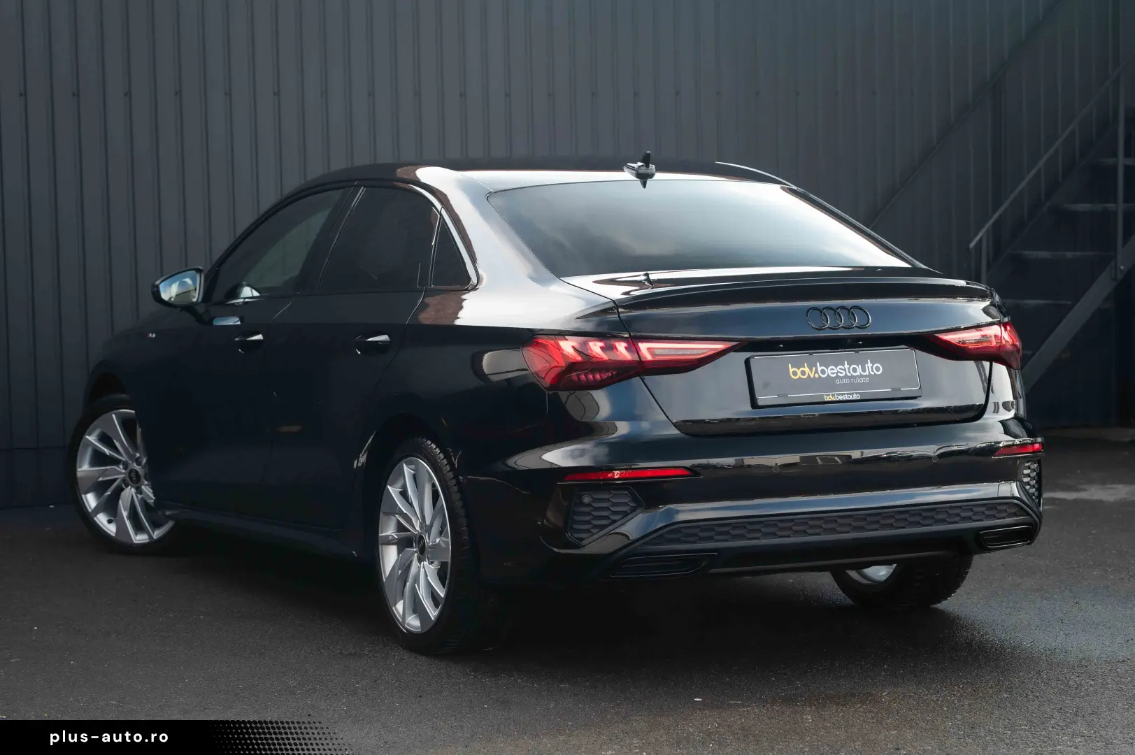 Audi A3 Sedan 35 TFSI MHEV S tronic S Line