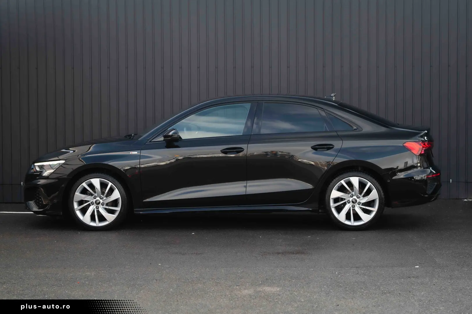 Audi A3 Sedan 35 TFSI MHEV S tronic S Line