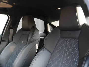 Audi A3 Sedan 35 TFSI MHEV S tronic S Line