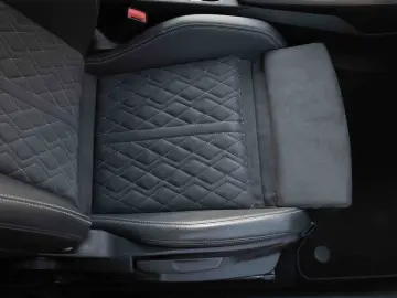 Audi A3 Sedan 35 TFSI MHEV S tronic S Line