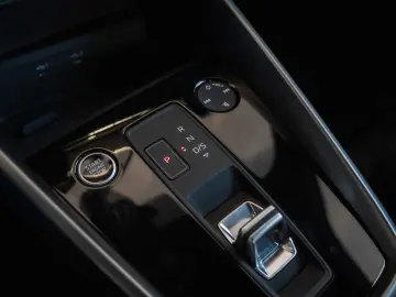 Audi A3 Sedan 35 TFSI MHEV S tronic S Line