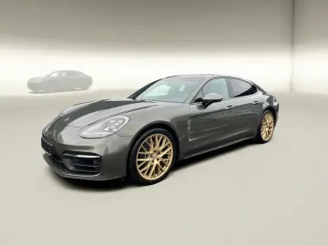PORSCHE Panamera 4 Platinum Edition