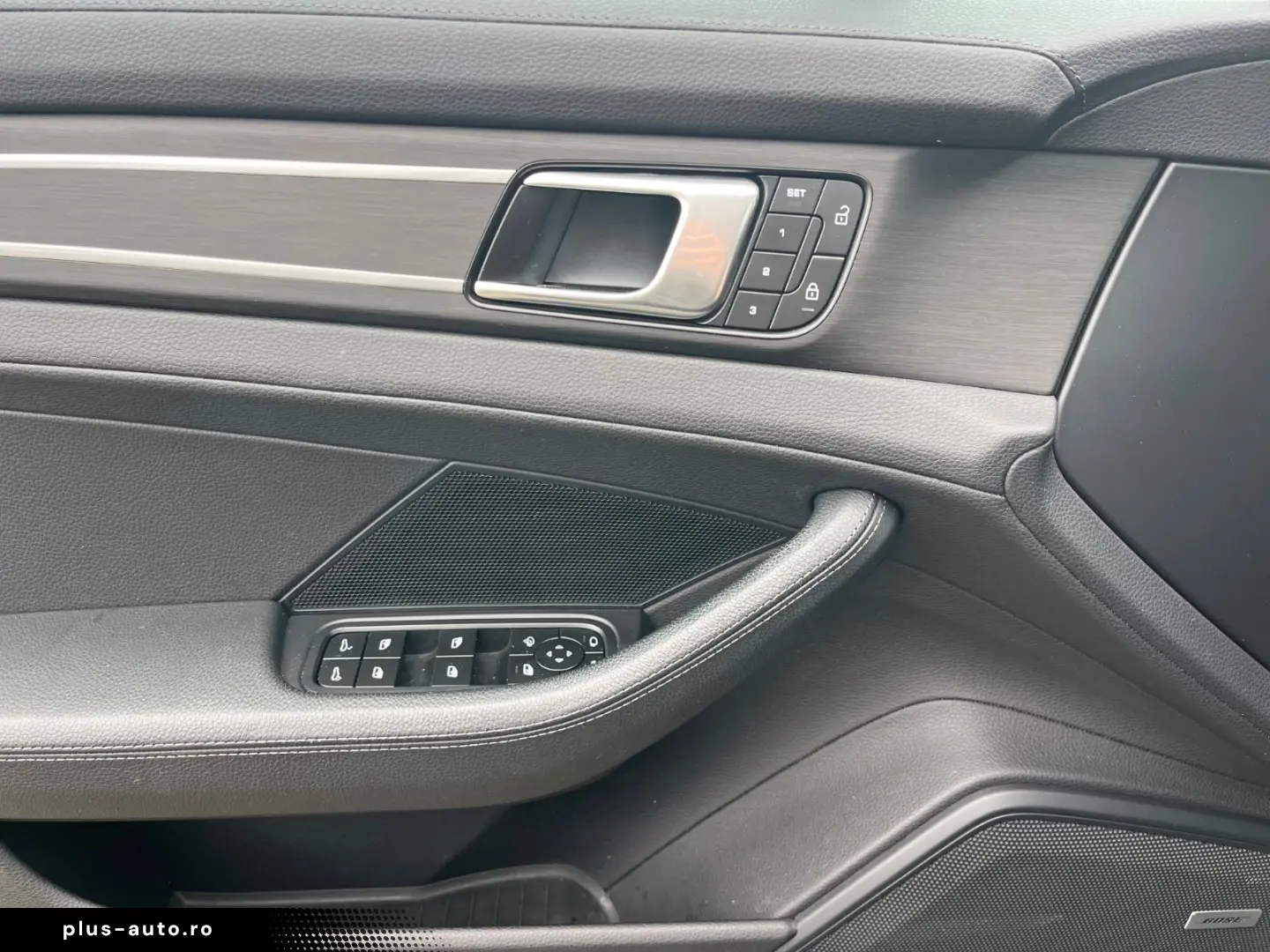 PORSCHE Panamera 4 Platinum Edition