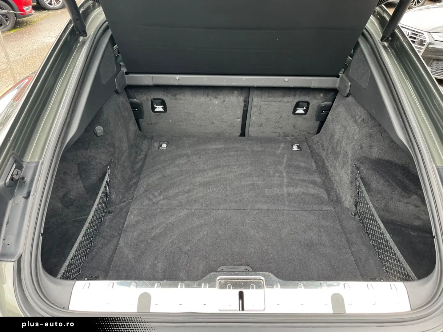 PORSCHE Panamera 4 Platinum Edition