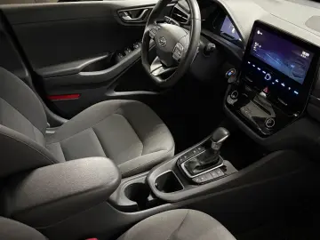 HYUNDAI IONIQ 1.6 GDI Style Plug-InHybrid