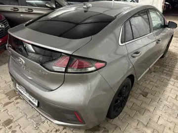 HYUNDAI IONIQ 1.6 GDI Style Plug-InHybrid