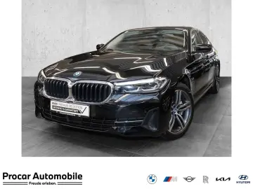 BMW 530e A Head-Up HiFi DAB WLAN Komfortzg. Shz PDC