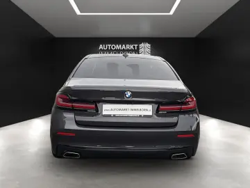 BMW 530 i HUD Kamera Leder AHK DrivingProf Innovatio