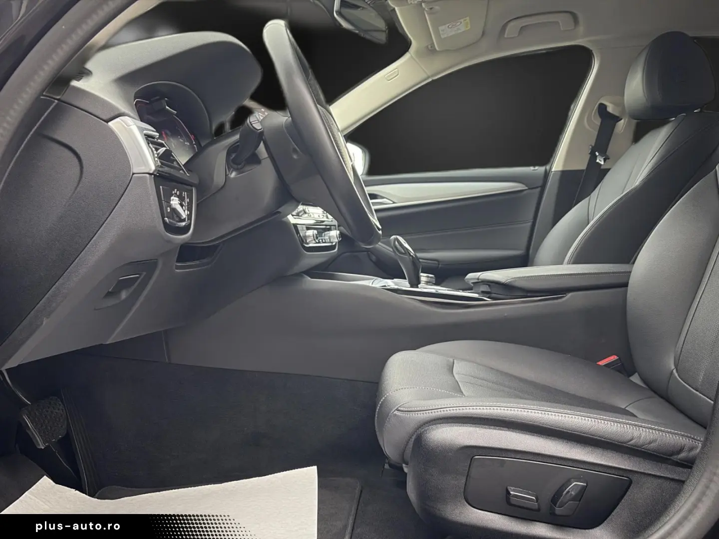 BMW 530 i HUD Kamera Leder AHK DrivingProf Innovatio